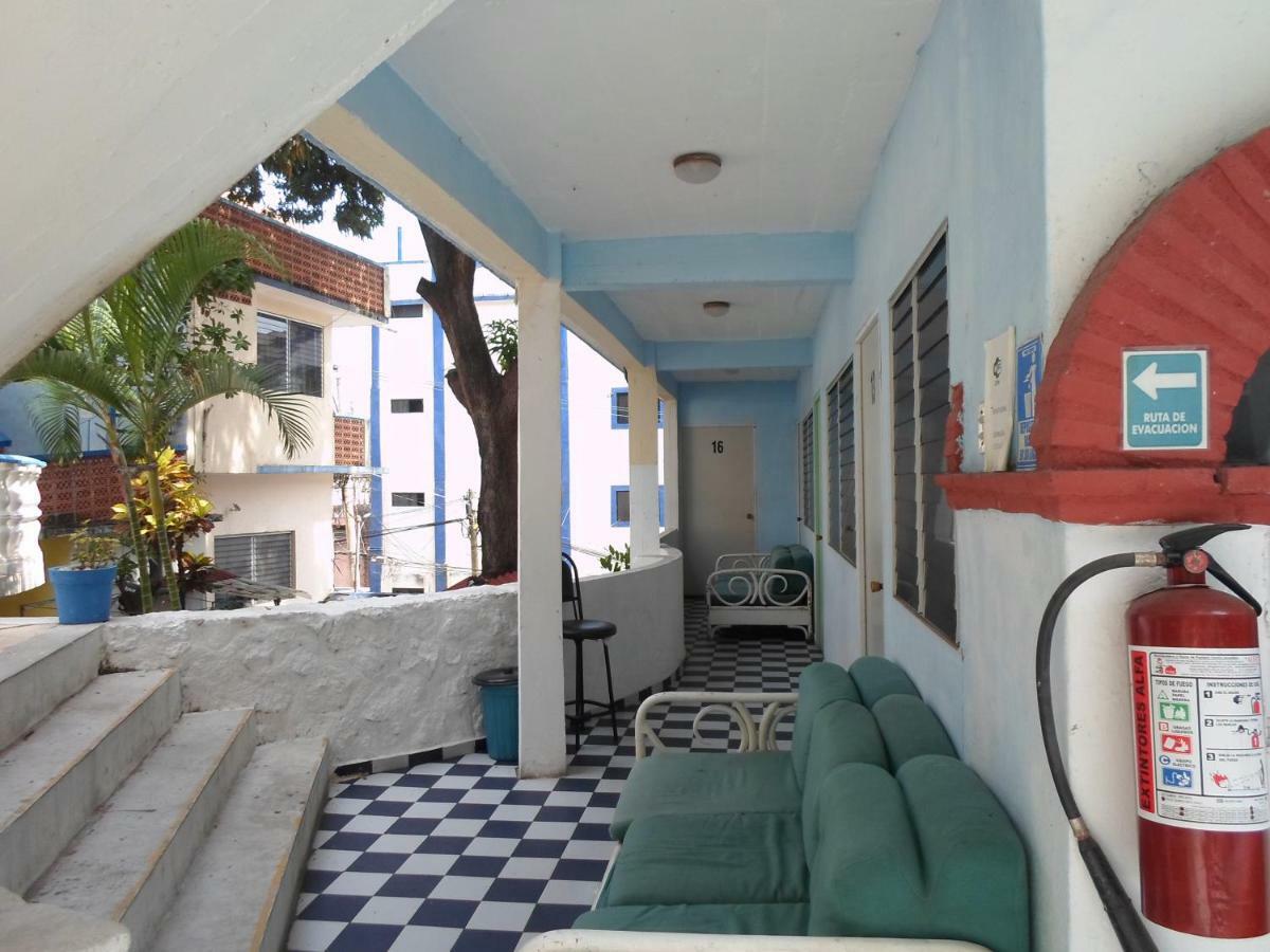 Casa De Huespedes Santa Fe Acapulco Hotel