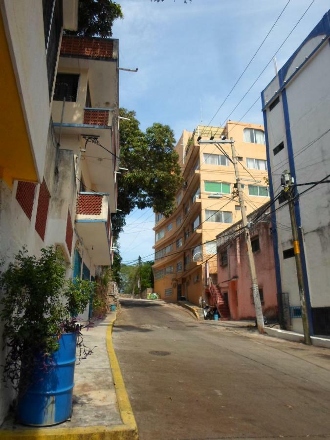 Hotel Casa De Huespedes Santa Fe Acapulco 2*